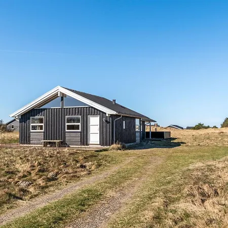 Sirkka - 700m From The Sea In Nw Jutland By Interhome Holiday home Hirtshals