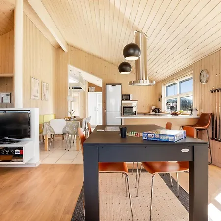 Sirkka - 902m From The Sea By Interhome *